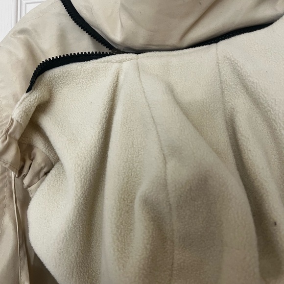 Classic Cream Long Jacket Lightweight Versatile - Picture 5 of 5